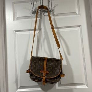 Louis Vuitton Crossbody bag